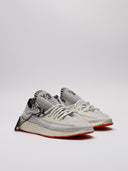 Sneaker Y-3 bianche vista di tre quarti
