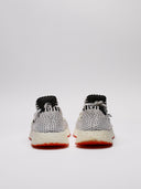 Vista posteriore sneaker Y-3 bianche
