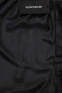 Dettaglio strappi posteriori shorts Ann Demeulemeester