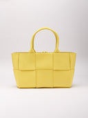 Borsa Bottega Veneta in pelle intrecciata con dettagli di difetto superficiali.