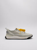 Sneaker Santoni grigia in camoscio