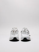 Vista frontale sneaker EA7 bianche