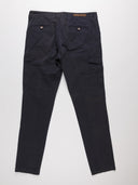 Vista posteriore pantalone cargo Eleventy navy