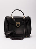 Vista frontale completa borsa Ferragamo