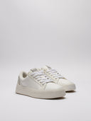 Sneaker GCDS bianche vista di tre quarti