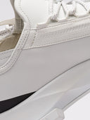 Dettaglio laterale leggermente imperfetto sneakers GIVENCHY