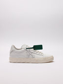 Vista laterale sneakers Off-White
