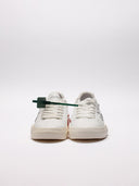 Vista frontale sneakers Off-White