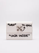 Vista frontale con scritta borsa Off-White