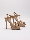 
2. Vista laterale sandali Saint Laurent