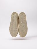 Dettaglio suola ingiallita scarpa destra Saint Laurent